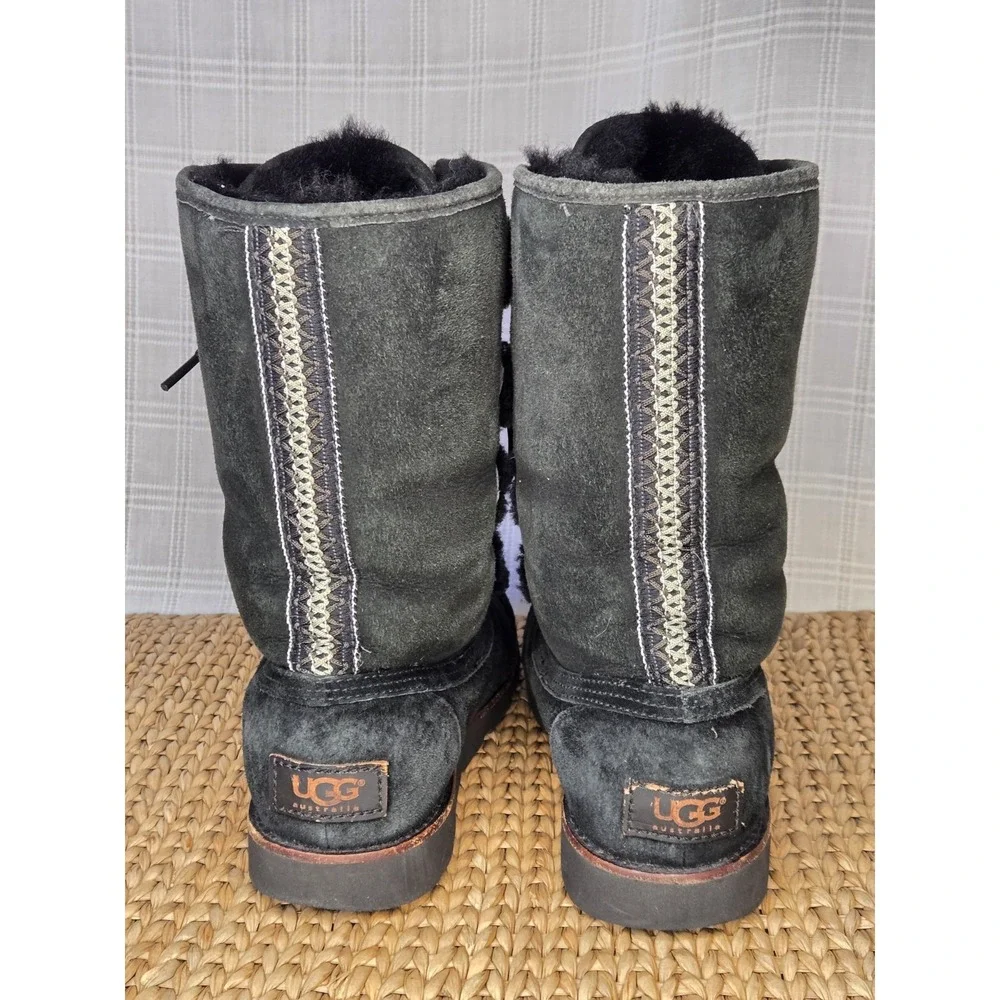 UGG Rommy Lace Up Winter Boots Womens Size 7‎ Black Leather Sheepskin Snow Warm